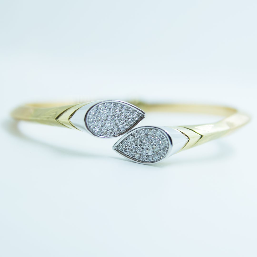 Bangles & Bracelets - BNG46/8