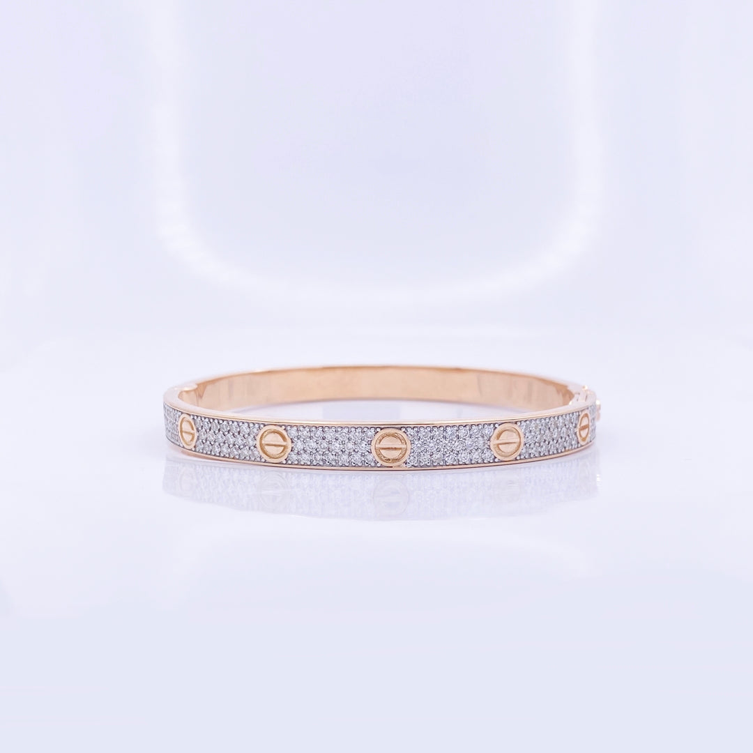 Cartier Love Bracelet Paved Diamonds - BNG167/9