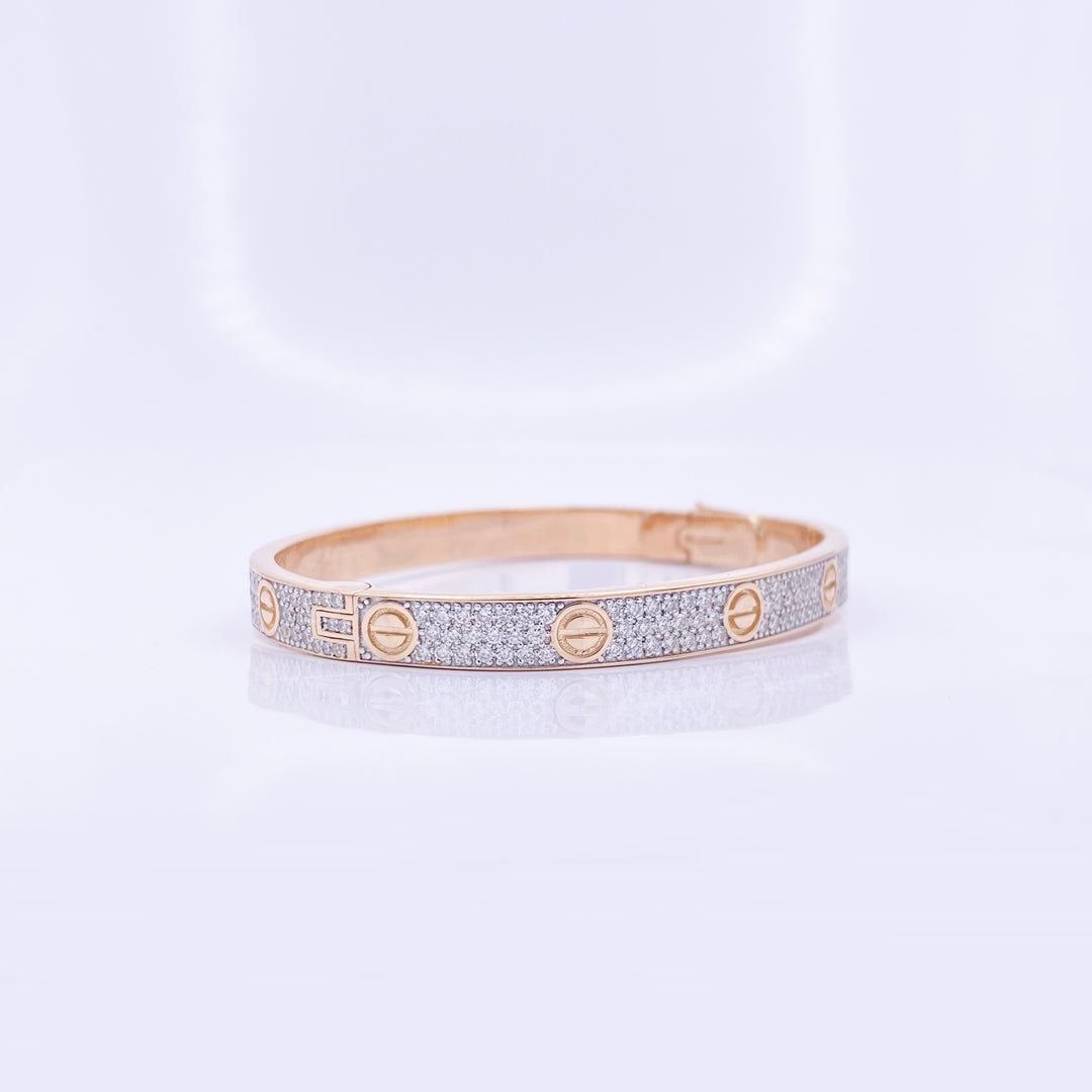 Cartier Love Bracelet Paved Diamonds - BNG167/9