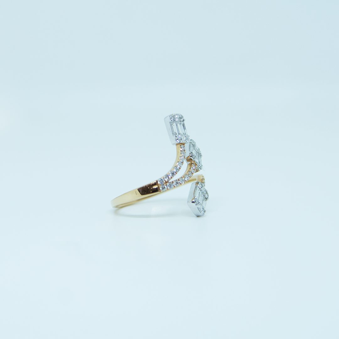 Diamond Ring - 5411