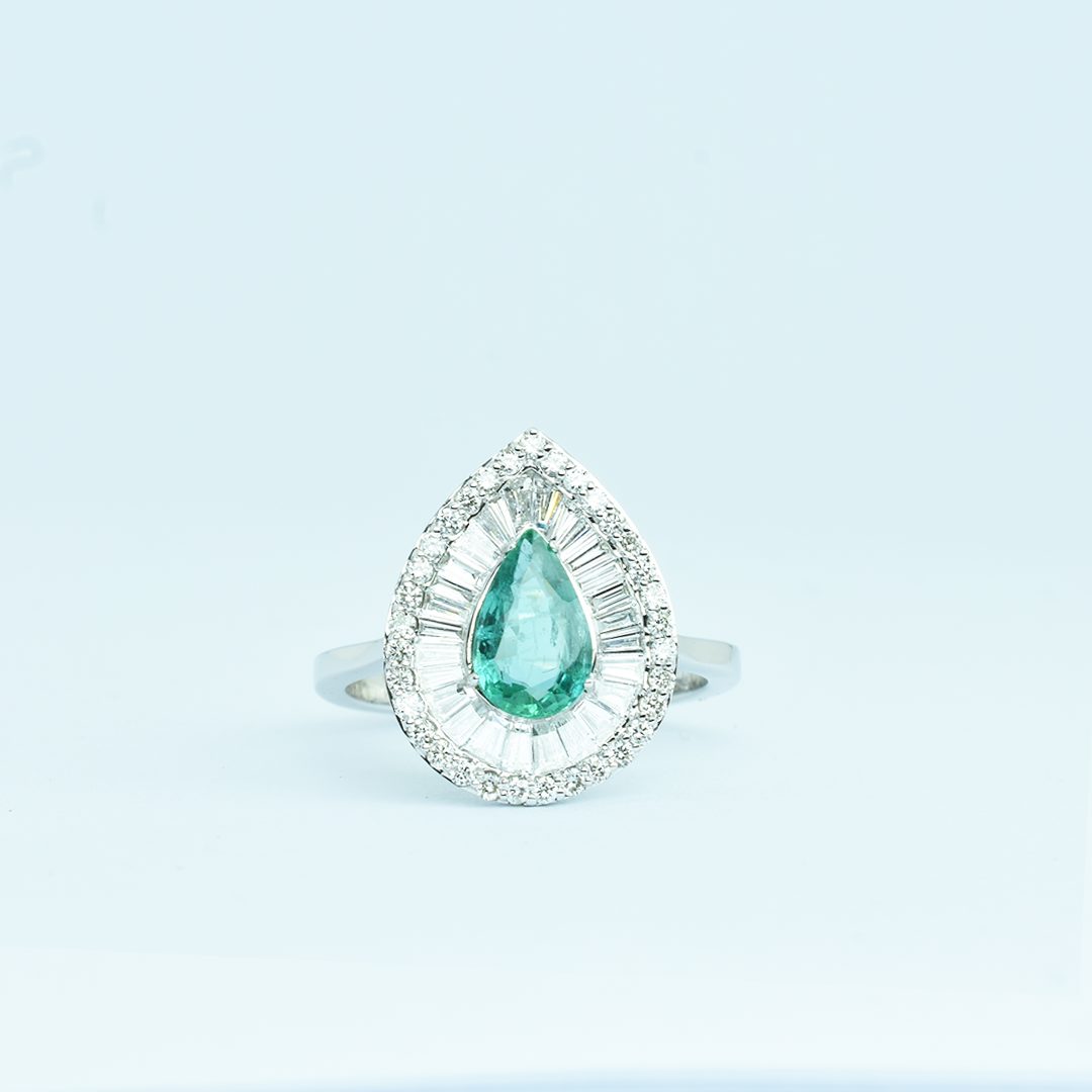 Diamond Ring - 4684