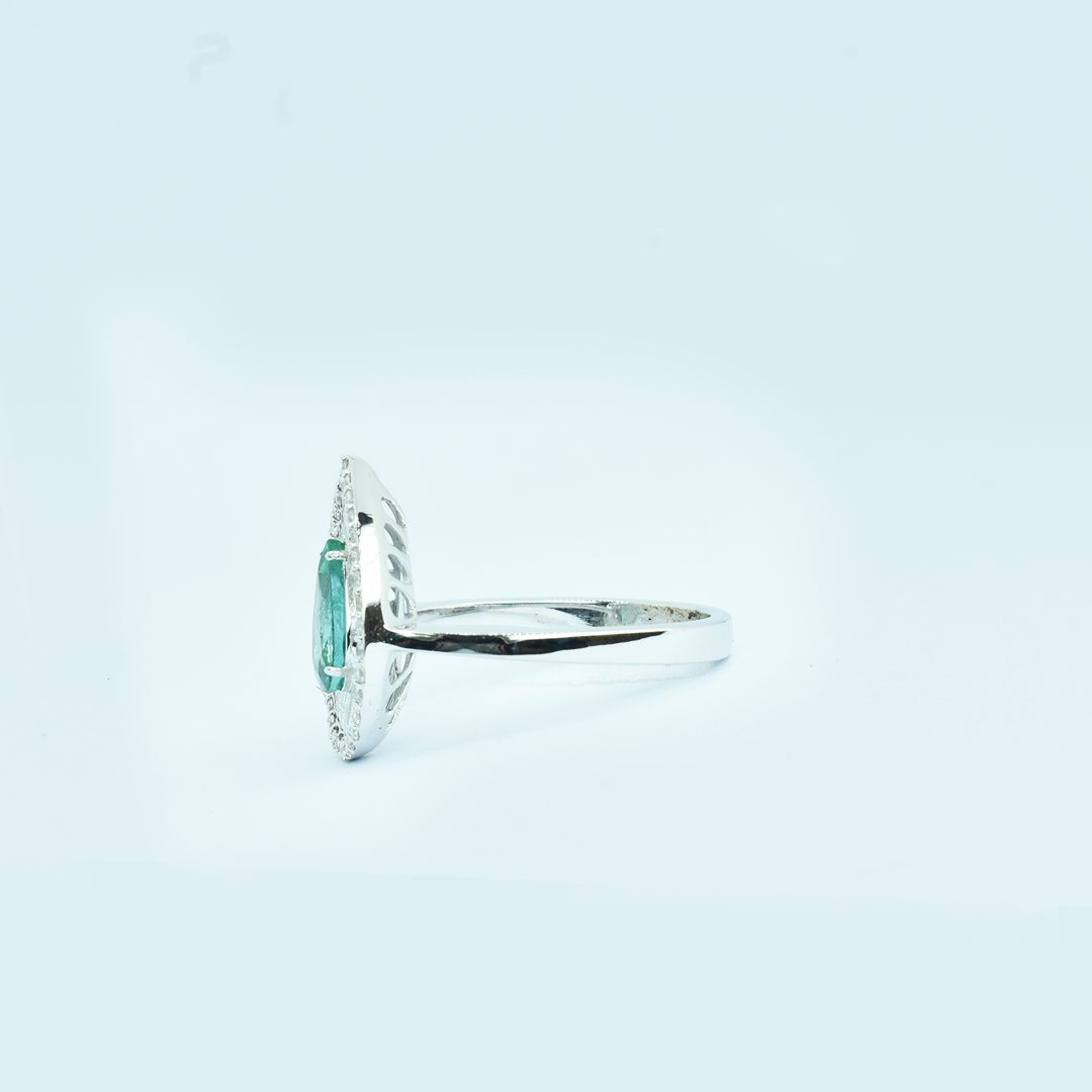 Diamond Ring - 4684