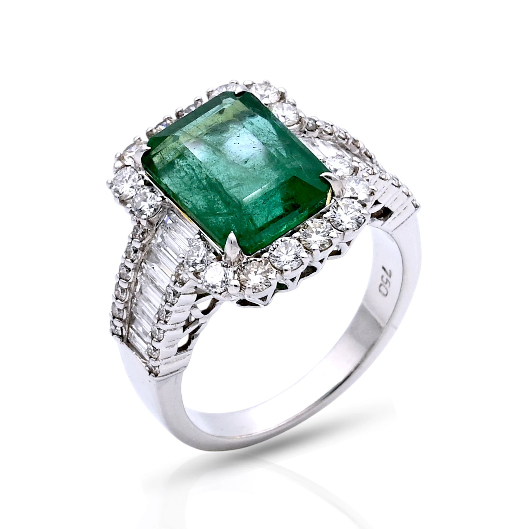 Emerald Gemstone Diamond Ring - R149/10