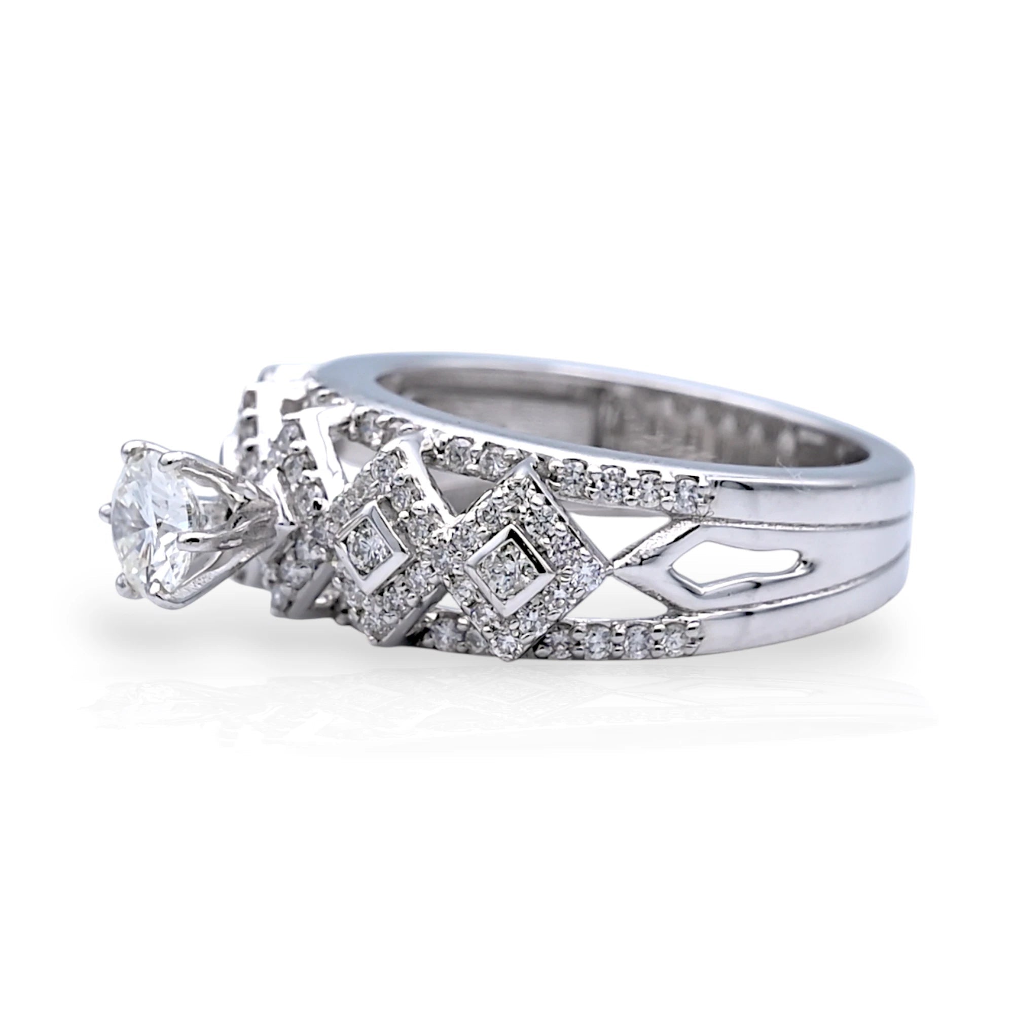 Solitaire Diamond Ring - R5/5