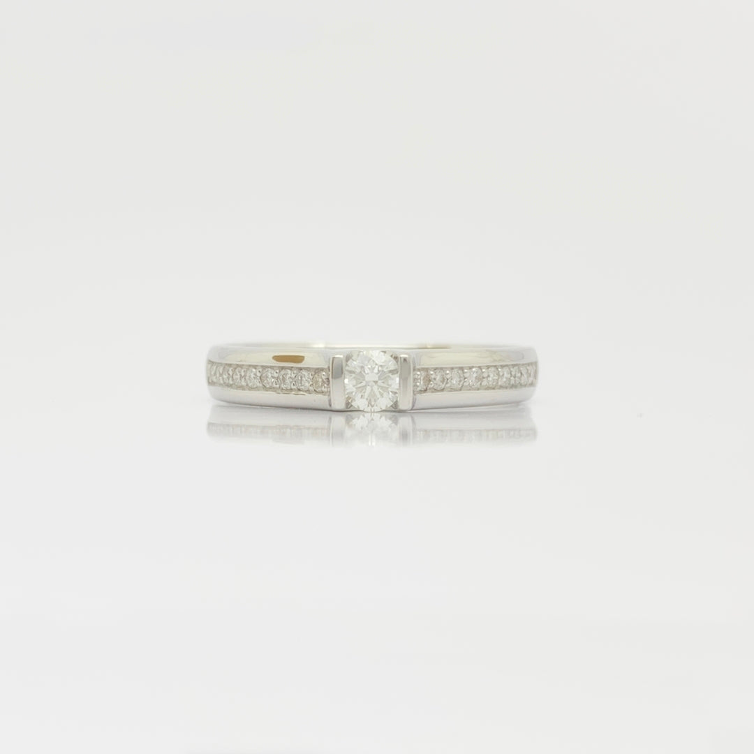 Diamond Ring - R26/1