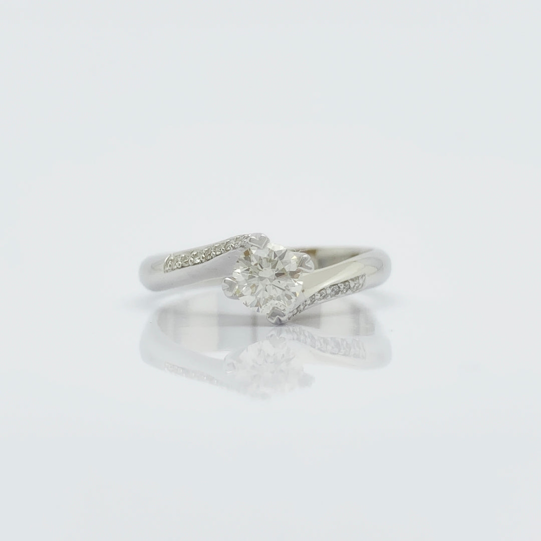Solitaire Diamond Ring - R90/11