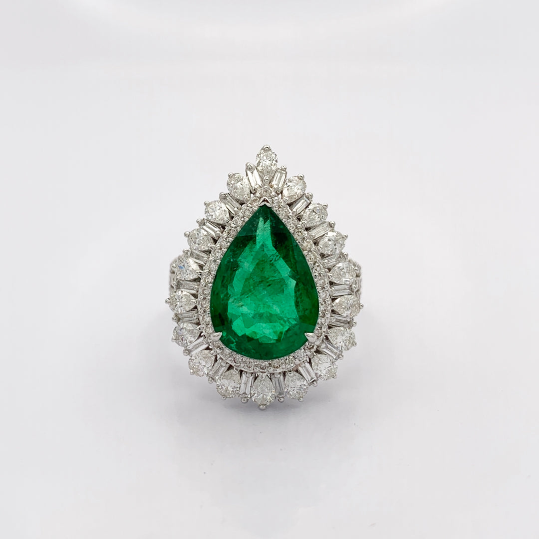 Emerald Diamond Ring - R144/4