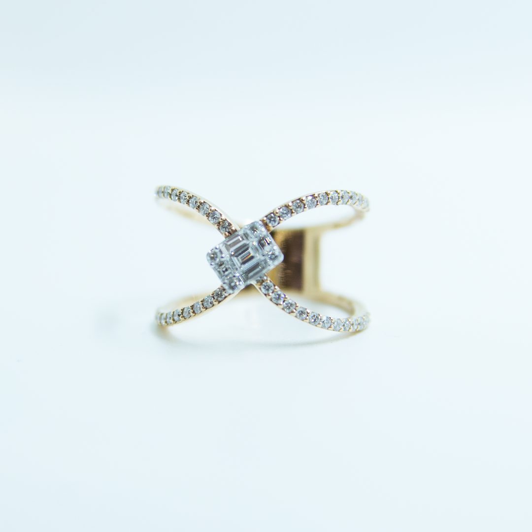 Diamond Ring - R5563